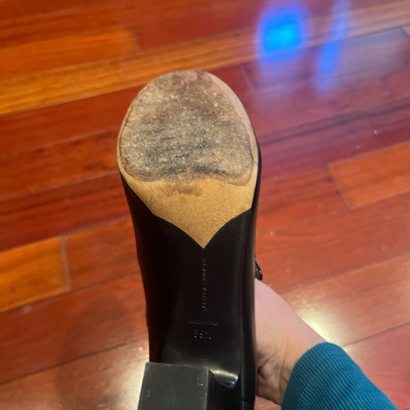 Tabitha Simmons Triple-Bukle Heels - Picture 9 of 9